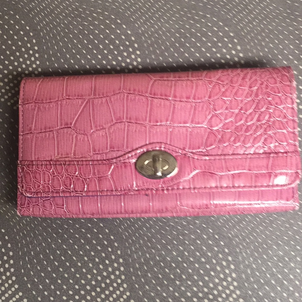 Wallet with lots of pockets!